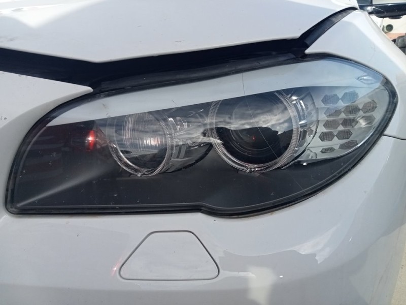 Recambio de faro izquierdo para bmw serie 5 touring (f11) 535i referencia OEM IAM 63117203239  