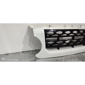Recambio de rejilla delantera para land rover discovery 4 tdv6 s referencia OEM IAM AH228138B  