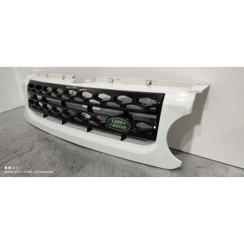 Recambio de rejilla delantera para land rover discovery 4 tdv6 s referencia OEM IAM AH228138B  