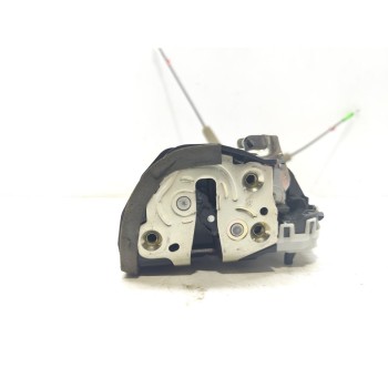 Recambio de cerradura puerta trasera derecha para toyota yaris cross hybrid 2wd active tech referencia OEM IAM 69050K0030  