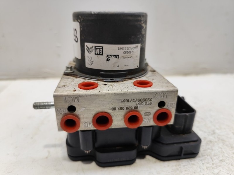Recambio de abs para opel corsa f edition referencia OEM IAM 9857230280  
