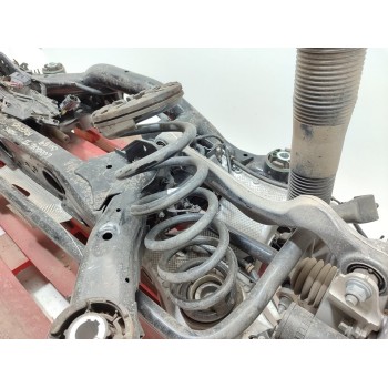 Recambio de puente trasero para land rover range rover evoque evoque hse referencia OEM IAM K8D22K139AC  