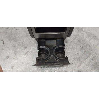 Recambio de apoyabrazos central para land rover discovery 4 tdv6 s referencia OEM IAM CH2214B079CB  