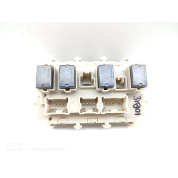 Recambio de caja reles / fusibles para renault kadjar business referencia OEM IAM 8901R  