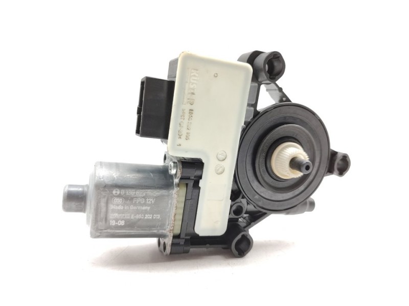 Recambio de motor elevalunas trasero izquierdo para volkswagen t-roc advance referencia OEM IAM 5Q0959407  