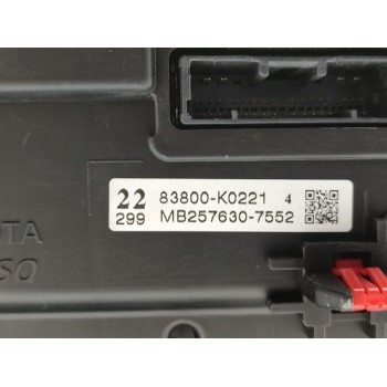 Recambio de cuadro instrumentos para toyota yaris (xp21) hybrid active tech referencia OEM IAM 83800K0221  