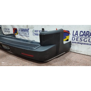 Recambio de paragolpes trasero para land rover discovery 4 tdv6 s referencia OEM IAM AH2217E899AA  