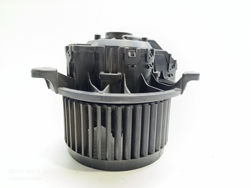 Recambio de ventilador calefaccion para ford ka+ active referencia OEM IAM AV1119846AB  