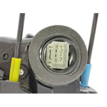 Recambio de cerradura puerta trasera izquierda para toyota auris touring sports (e18) hybrid active referencia OEM IAM 690600505