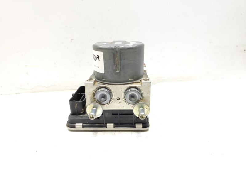 Recambio de abs para mazda cx-5 center-line 2wd referencia OEM IAM KN0W437A0  