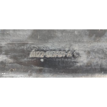 Recambio de molduras delanteras para land rover discovery 4 tdv6 s referencia OEM IAM AH22019A01A  