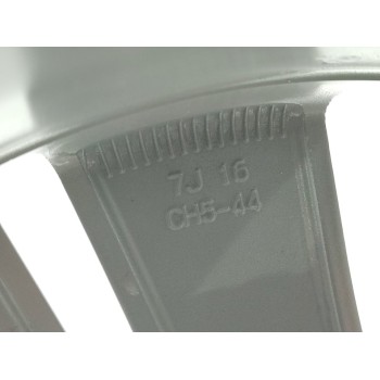 Recambio de llanta para peugeot 308 active pack referencia OEM IAM 96779895TW  