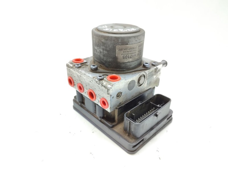Recambio de abs para opel insignia berlina 1.6 16v cdti dpf referencia OEM IAM 84107105  