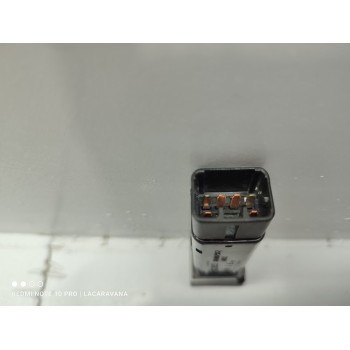 Recambio de interruptor para kia sorento emotion 4wd referencia OEM IAM 937952P900VA  