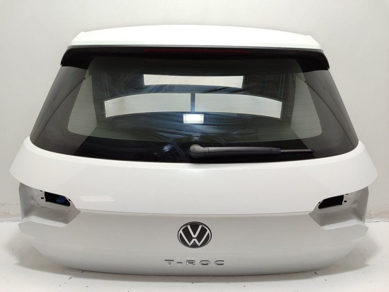 Recambio de porton trasero para volkswagen t-roc advance referencia OEM IAM 2GA827025A  