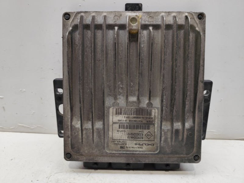 Recambio de centralita motor uce para renault scenic ii authentique referencia OEM IAM 8200334419  