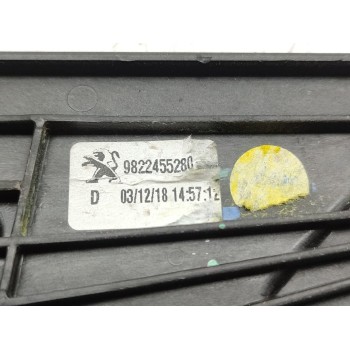 Recambio de elevalunas trasero derecho para citroën c5 aircross c-series referencia OEM IAM 9822455280  