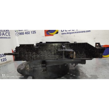 Recambio de panel frontal para land rover discovery 4 tdv6 s referencia OEM IAM AH328K619AC  