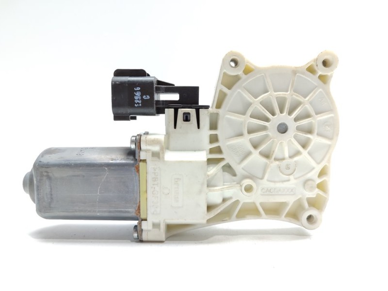 Recambio de motor elevalunas delantero derecho para land rover discovery sport se referencia OEM IAM C39789101  