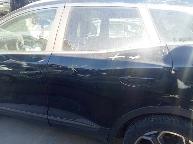 Recambio de puerta trasera izquierda para renault kadjar black edition referencia OEM IAM 821013004R  