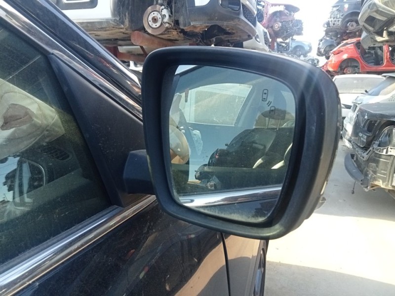 Recambio de retrovisor derecho para renault kadjar black edition referencia OEM IAM 963018965R  