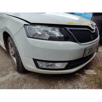 Recambio de paragolpes delantero para skoda rapid ambition referencia OEM IAM 5JA807221F  
