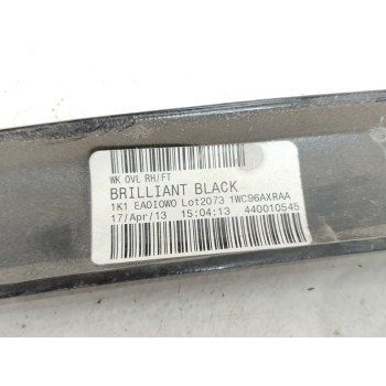 Recambio de aletin delantero derecho para jeep gr.cherokee (wk) 3.0 crd limited referencia OEM IAM 1WC96AXRAA  