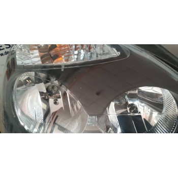 Recambio de faro derecho para renault clio ii fase ii (b/cb0) authentique confort referencia OEM IAM   