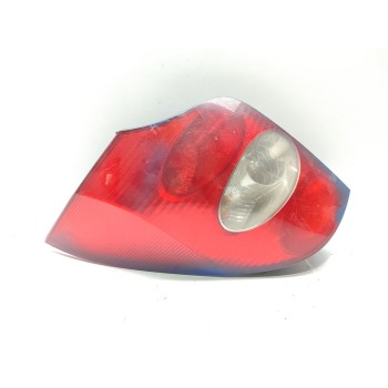 PILOTO TRASERO IZQUIERDO 8200002471 