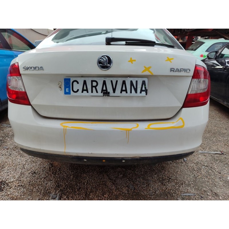 Recambio de paragolpes trasero para skoda rapid ambition referencia OEM IAM 5JH807421B  