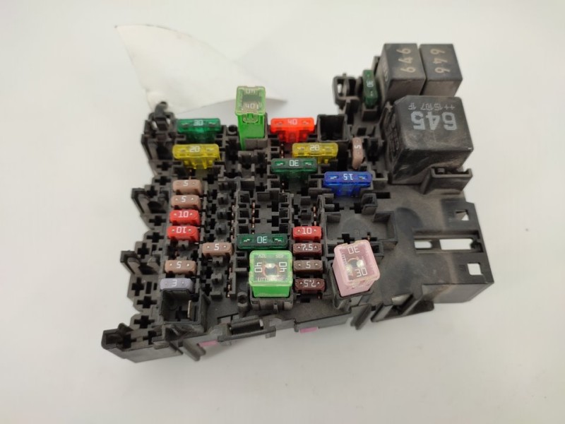 Recambio de caja reles / fusibles para seat leon st (5f8) reference referencia OEM IAM 5Q0937615C  