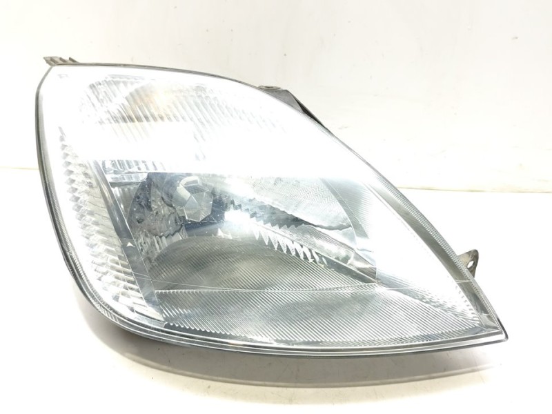 Recambio de faro derecho para ford fiesta (cbk) ambiente referencia OEM IAM 2S6X13W029CE  