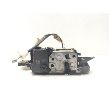 Recambio de cerradura puerta trasera izquierda para peugeot partner kasten confort l1 referencia OEM IAM 828418  