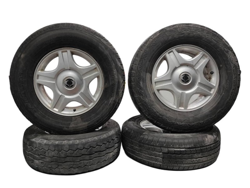Recambio de juego llantas para ssangyong kyron 200 xdi limited referencia OEM IAM 4173009130  