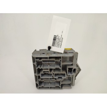 Recambio de caja reles / fusibles para fiat stilo (192) 1.9 jtd cat referencia OEM IAM 0046846109057657  