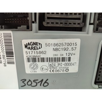 Recambio de caja reles / fusibles para fiat stilo (192) 1.9 jtd 115 referencia OEM IAM 51715862  