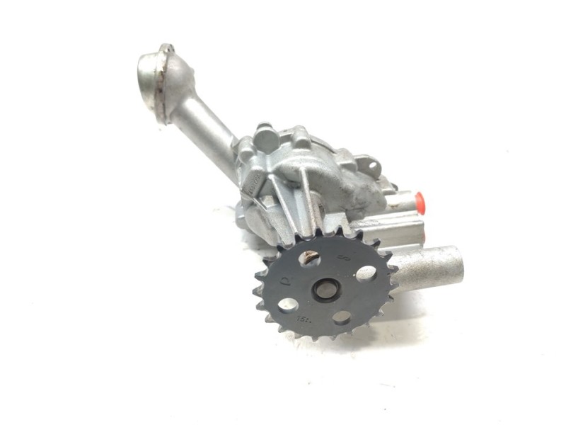 Recambio de bomba aceite para renault clio iv dynamique referencia OEM IAM 150003395R  