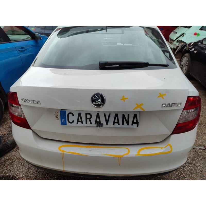Recambio de porton trasero para skoda rapid ambition referencia OEM IAM 5JA827025B  