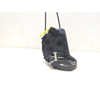 Recambio de cerradura puerta trasera izquierda para toyota yaris cross hybrid 2wd active tech referencia OEM IAM 69060K0030  