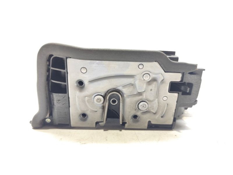 Recambio de cerradura puerta trasera derecha para bmw serie x1 (f48) xdrive20d referencia OEM IAM 7281940  