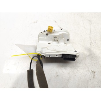 Recambio de cerradura puerta trasera derecha para mg hs luxury referencia OEM IAM 10640637  