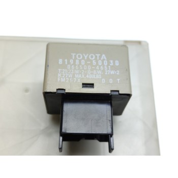 Recambio de caja reles / fusibles para toyota land cruiser (j12) 3.0 d4-d vx referencia OEM IAM 8274135110  