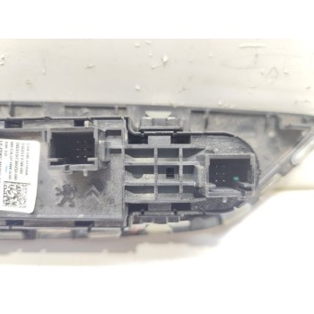 Recambio de mando elevalunas delantero izquierdo para peugeot 3008 hybrid 225 allure pack referencia OEM IAM 98319739ZD  