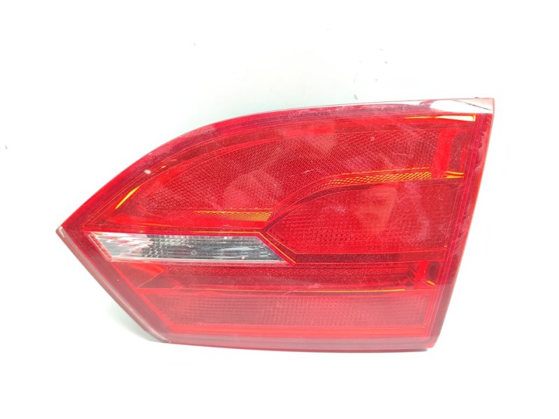 Recambio de piloto trasero derecho interior para volkswagen jetta (162) sport referencia OEM IAM 5C6945094A  