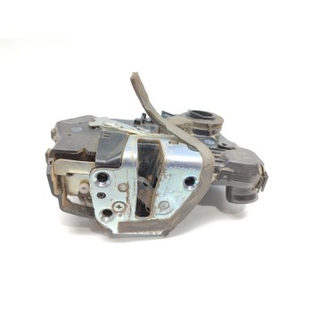 Recambio de cerradura puerta delantera derecha para toyota land cruiser (j12) 3.0 d4-d vx referencia OEM IAM 6903033272  