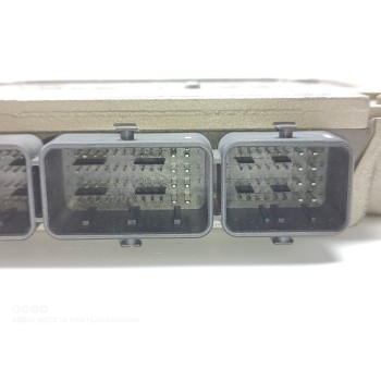 Recambio de centralita motor uce para citroën c4 berlina lx referencia OEM IAM 9653979480  