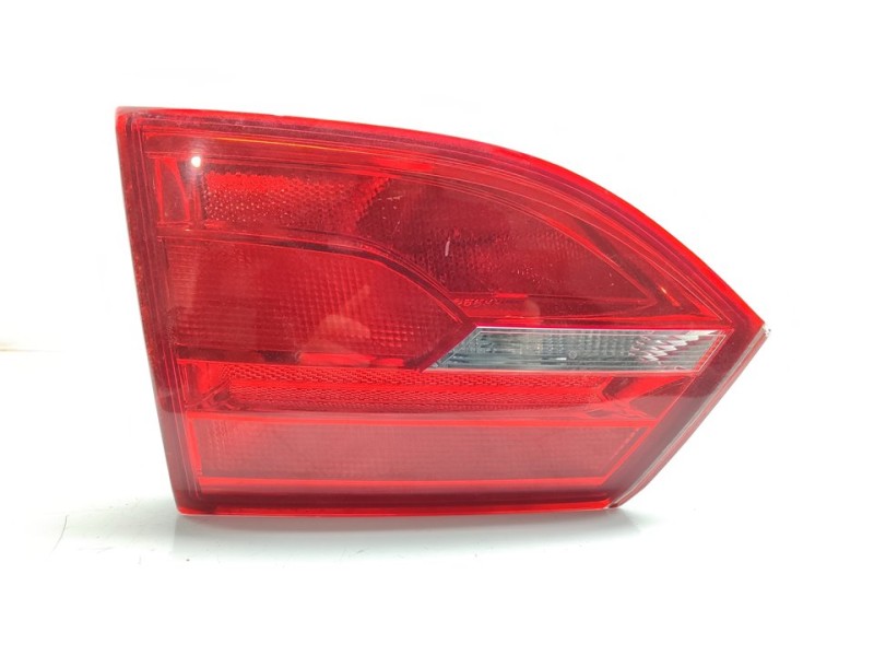 Recambio de piloto trasero izquierdo interior para volkswagen jetta (162) sport referencia OEM IAM 5C6945093A  