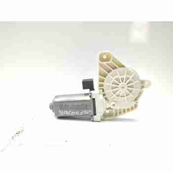 MOTOR ELEVALUNAS DELANTERO DERECHO 5Q4959802B 