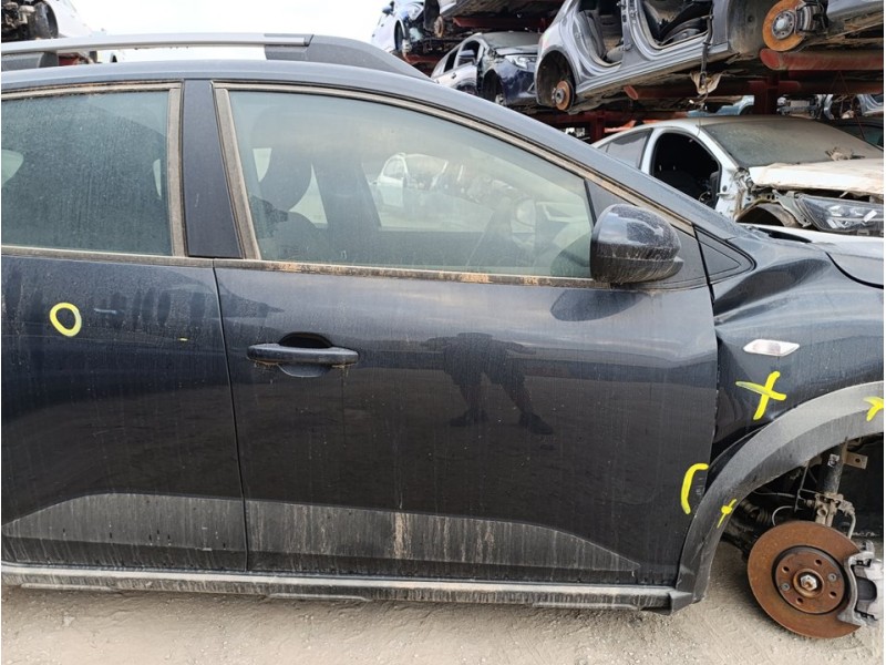 Recambio de puerta delantera derecha para dacia sandero iii stepway essential referencia OEM IAM 801003355R  