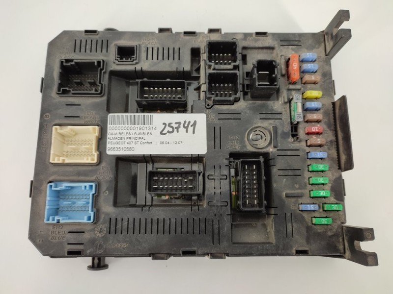 Recambio de caja reles / fusibles para peugeot 407 st confort referencia OEM IAM 9663510580  